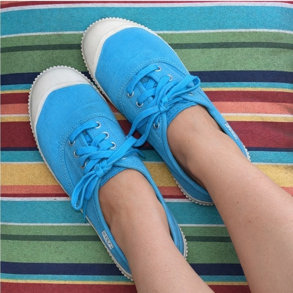 WOMEN’S BLUE KEEN VULCANIZED FOOTWEAR CANVAS LACE-UP SNEAKERS SIZE 8.5